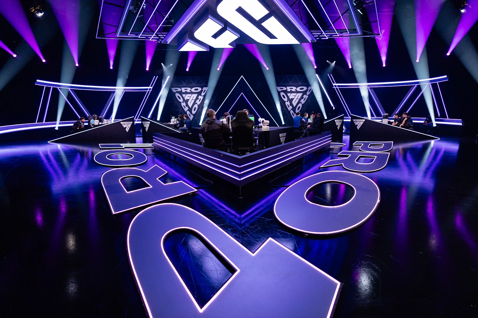 Escenario de un evento FC Pro Open publicado por EA